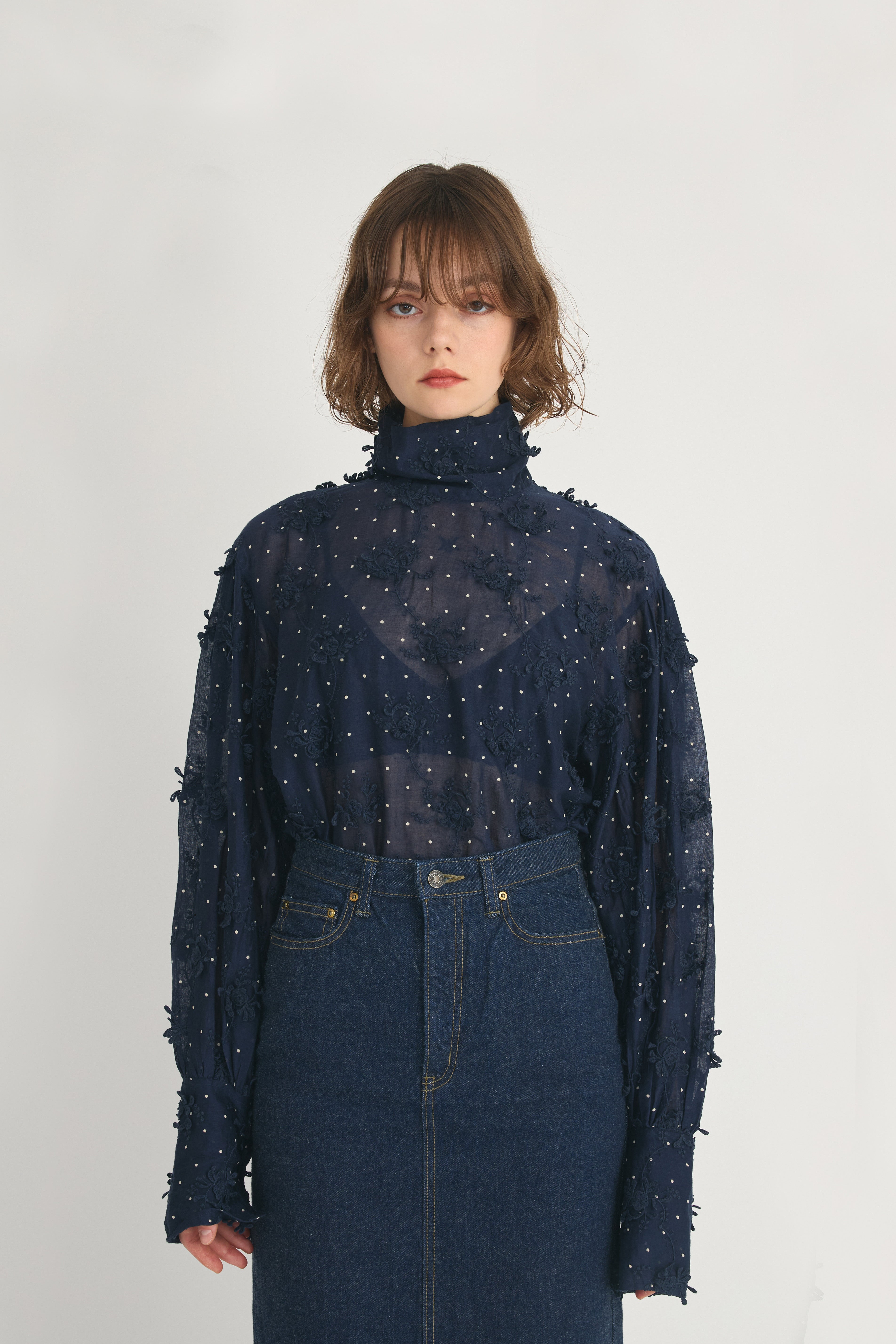 3D embroidery dot long blouse│NAVY