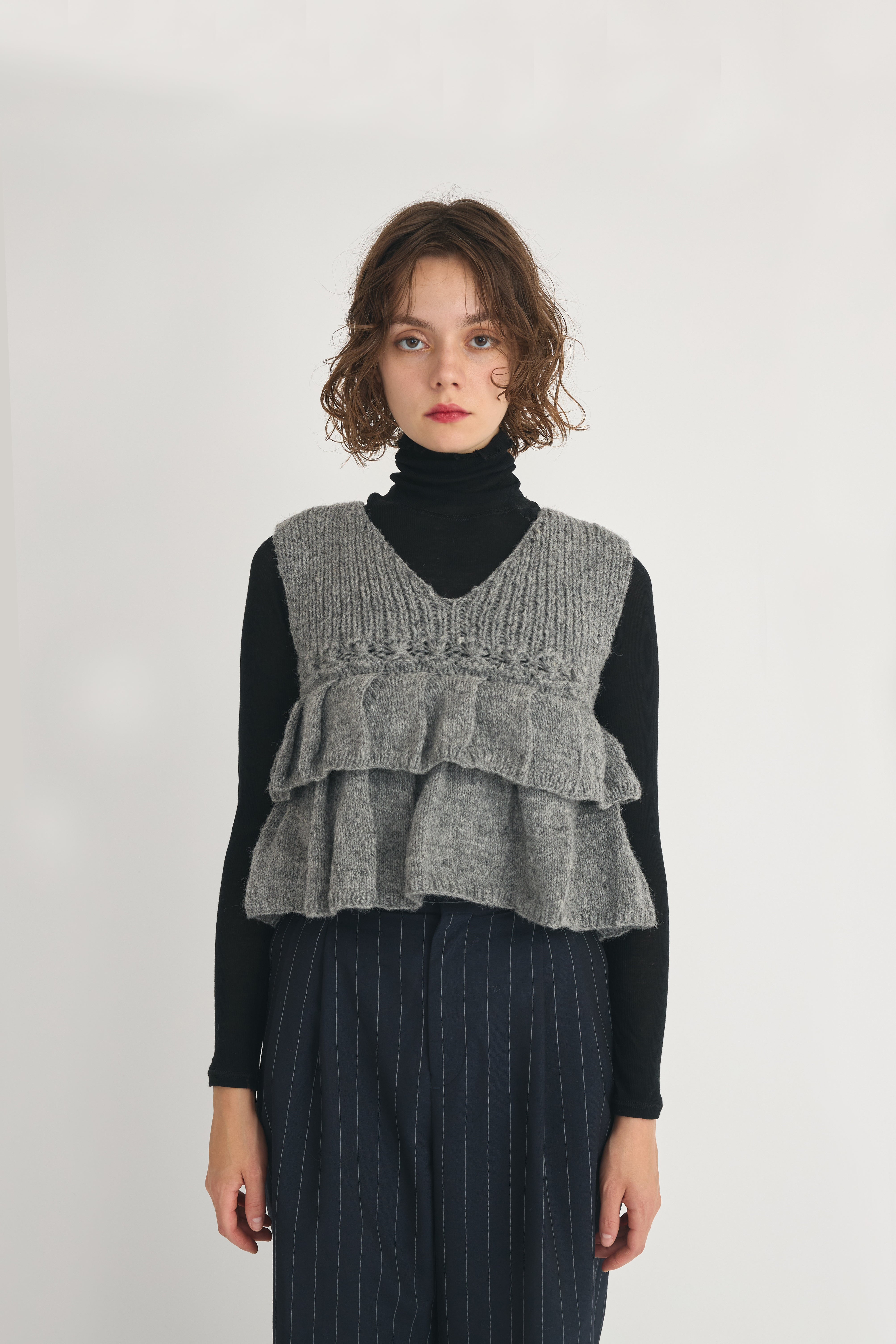 frill knit vest│GRAY