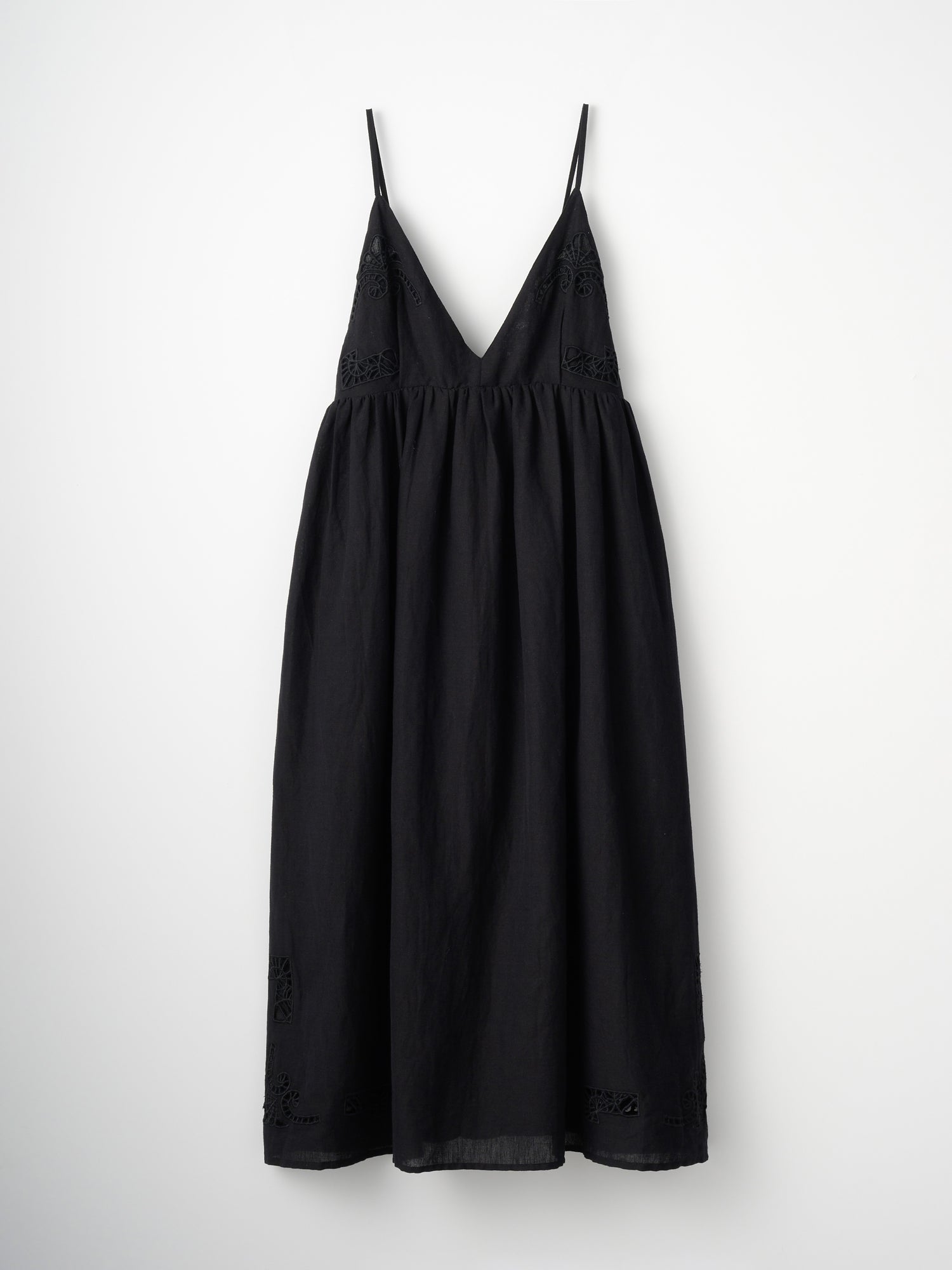 cutwork cami onepiece | BLACK