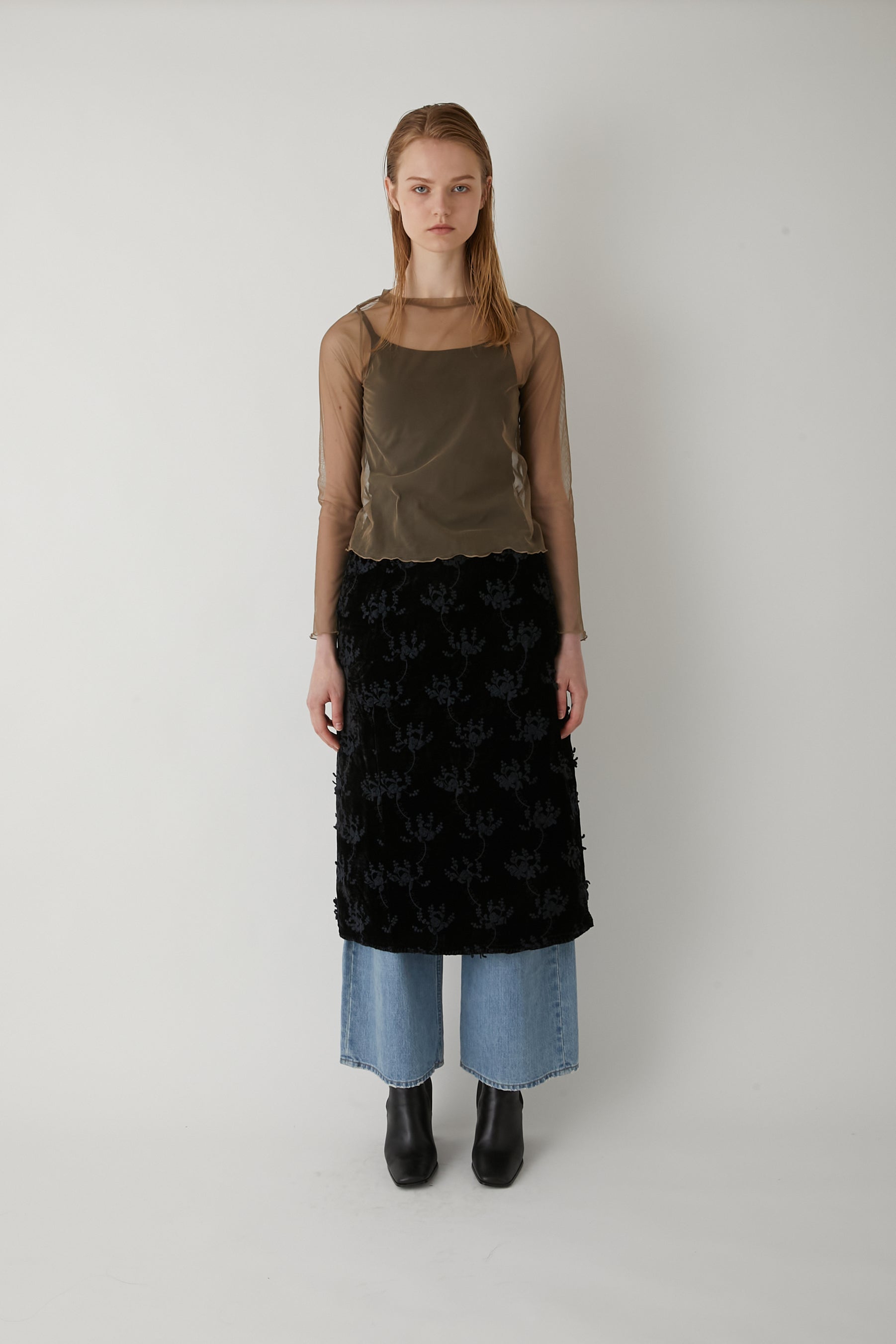 velvet 3D embroidery quilting skirt │ BLACK