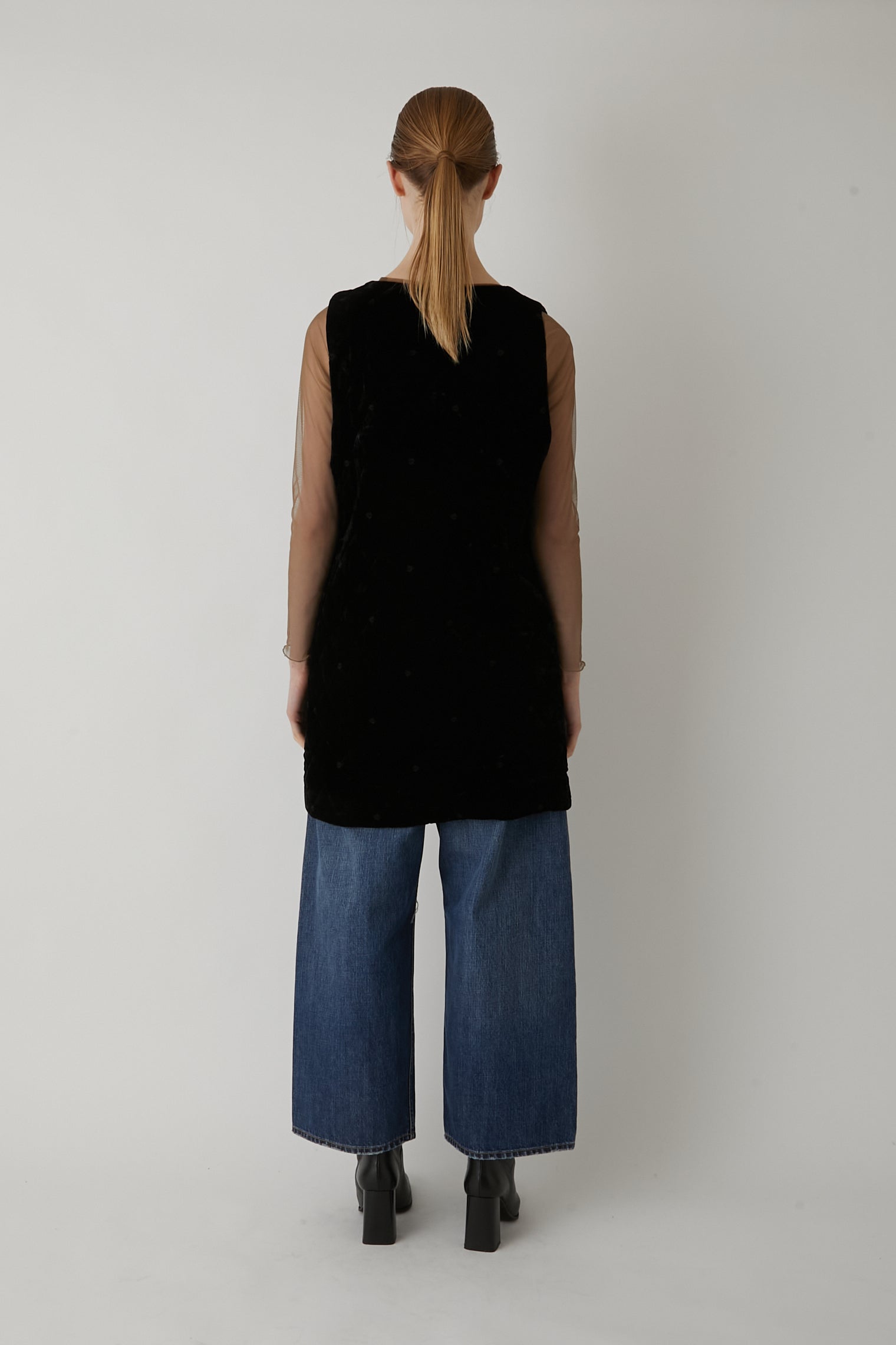 velvet jumper skirt │ BLACK