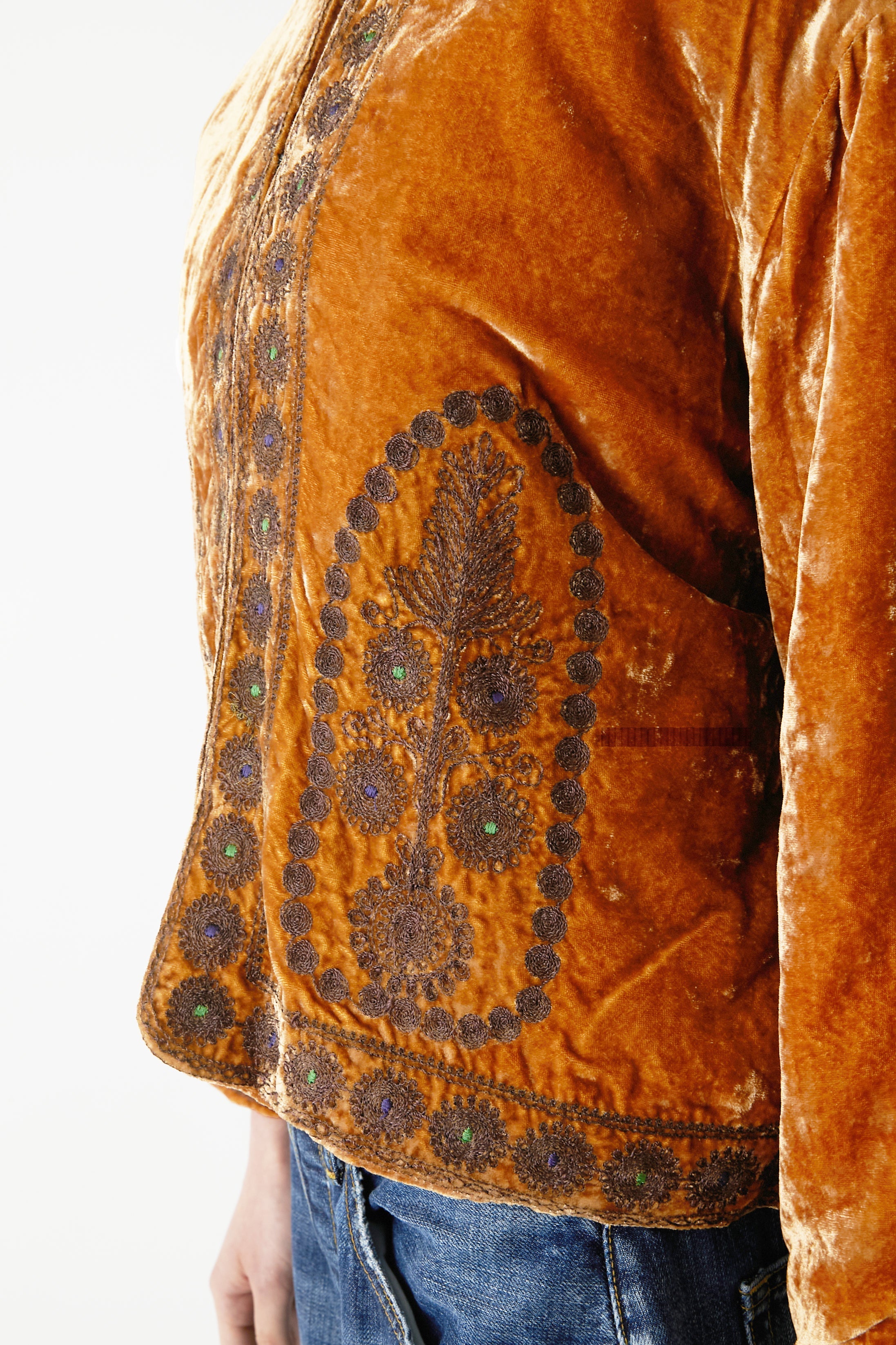 velvet stiching folklore jacket │ BRICK