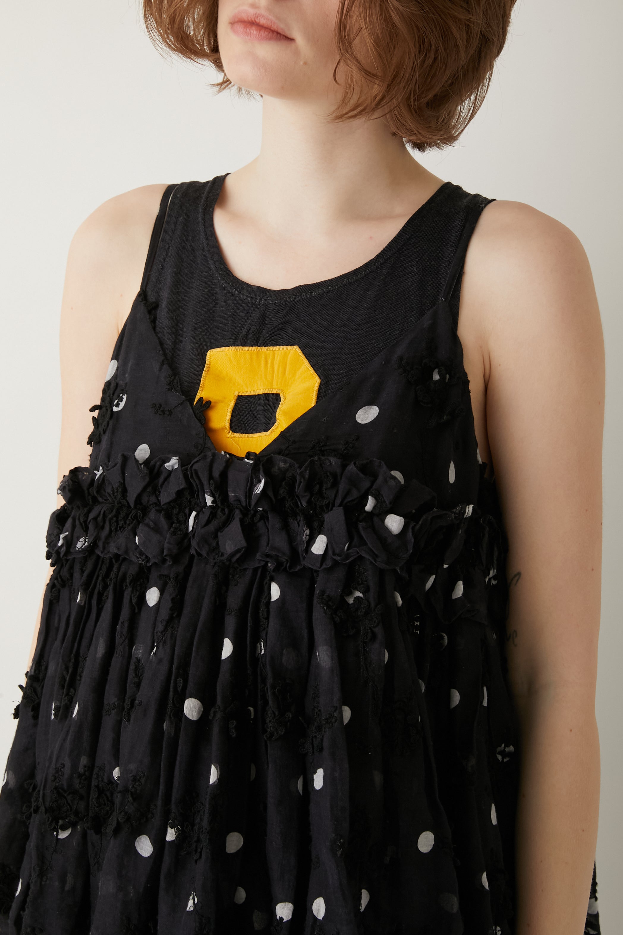 3D embroidery dot camisole │ BLACK